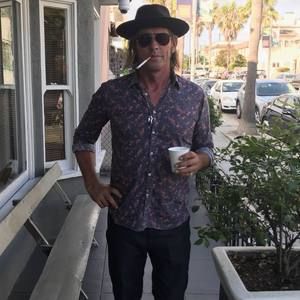 Meet your Posher, Gabriel